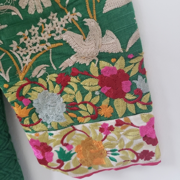 Embroidered Green Kurta/Top - Picture 3 of 6